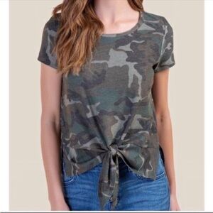 Francesca's Size Small Camouflage Tie Front Top New With Tags